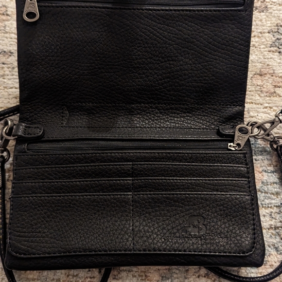 American Bling Western Cross bag and wristlet NWOT - Picture 3 of 13